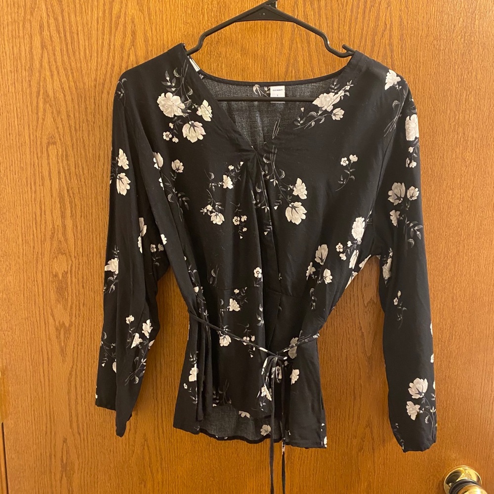 Old navy blouse